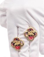 Серьги из лимонного золота 585 пробы c эмалью и перламутром