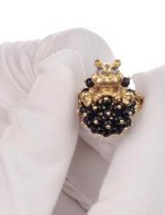 Кольцо из лимонного золота 585 пробы c эмалью и ониксом