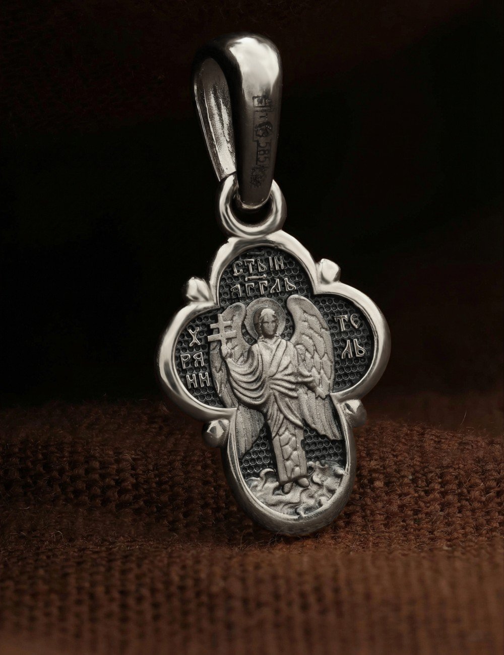 Крест из белого золота 585 пробы
