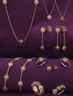 Кольцо из золота 585 пробы c бриллиантами и ониксом