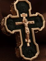 Крест из золота 585 пробы c эбеновым деревом