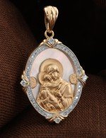 Образок из золота 585 пробы c бриллиантами и перламутром