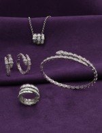 Серьги из белого золота 585 пробы c бриллиантами
