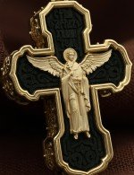 Крест из лимонного золота 585 пробы c эбеновым деревом